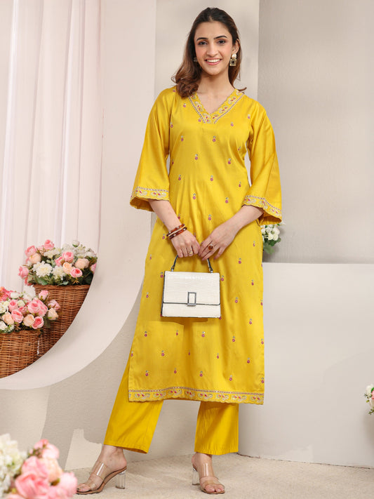 Yellow Embroidered Silk Blend Straight Kurta